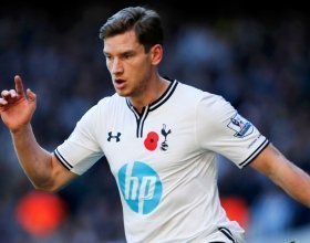 Napoli make bid for Tottenham defender Vertonghen?