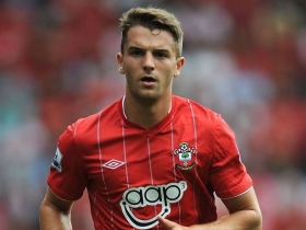 Crystal Palace chasing Jay Rodriguez