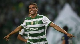 Manchester United keen on landing Portuguese midfielder?