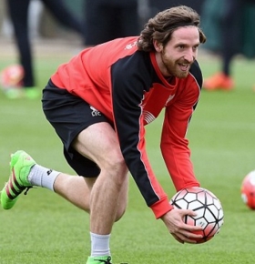 Stoke City bid for Joe Allen