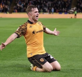 Joe Gelhardt joins Hull City Joe Gelhardt joins Hull City