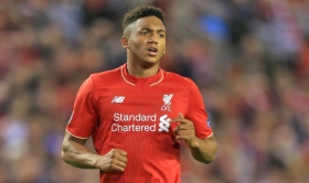 Liverpool begin contract talks with England international