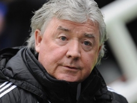 Joe Kinnear resigns as Director of Football at Newcastle United