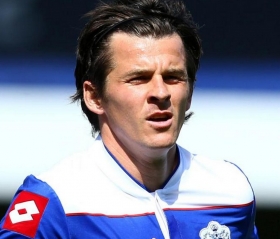 Burnley sign Joey Barton