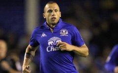 AS Roma linked with move for Evertons Johnny Heitinga