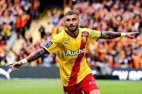 Chelsea interested in RC Lens defender Jonathan Clauss