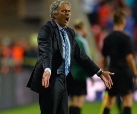 Jose Mourinho: Fabregas loves Chelsea already