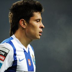 QPR and Bolton do battle for Juan Manuel Iturbe