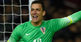 Watford target giant goalkeeper