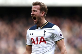 Harry Kane reacts as Spurs return to winning ways