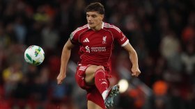 Liverpool defender suffers serious knee injury Liverpool defender suffers serious knee injury
