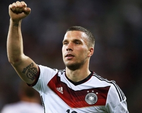 AC Milan table bid for Lukas Podolski