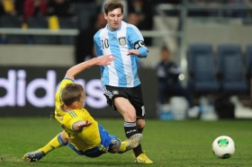 Michael Owen : Argentina are favourites