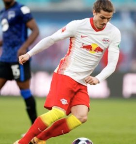 Arsenal and Tottenham locked in transfer battle for Marcel Sabitzer