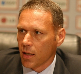 Marco Van Basten to manage AZ Alkmaar