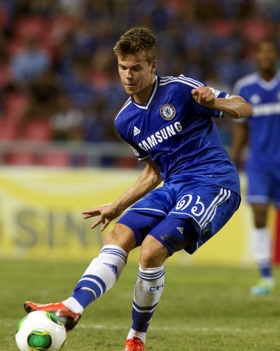 Marco van Ginkel keen on Chelsea return