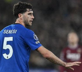Premier League clubs circle departing Senesi