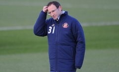 Sunderland boss admits transfer time almost up