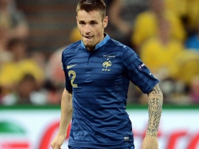 Mathieu Debuchy heading for Newcastle exit?