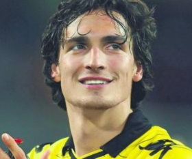 Mats Hummels staying at Borussia Dortmund