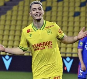 Wolves and Everton monitoring Matthis Abline