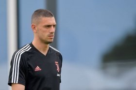Demiral faces lengthy lay-off following successful knee surgery