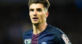 Arsenal to compete with Manchester United for Paris Saint-Germain defender