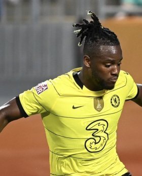 Nottingham Forest set to sign Michy Batshuayi