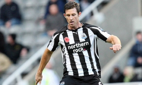 Mike Williamson turns down Preston North End