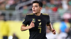 Man Utd, Chelsea and Arsenal want Gilberto Mora