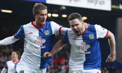 David Dunn signs new Blackburn deal