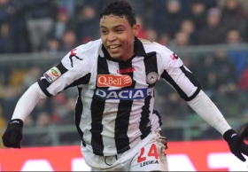 Everton lodge formal bid for Luis Muriel