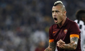 Radja Nainggolan to Man United?