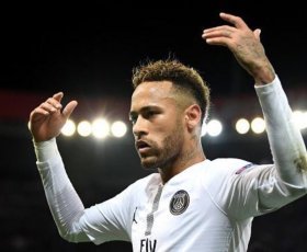 Man Utd and Chelsea battling for Neymar?