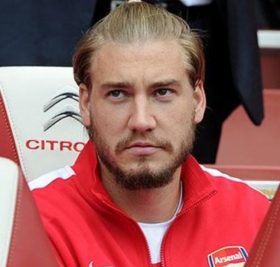 Arsenal agree Nicklas Bendtner sale