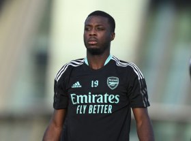 Arsenal ready to cash in on right winger?