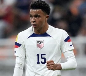 Arsenal linked with move for Noahkai Banks