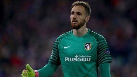 La Liga goalkeeper open to joining Manchester United