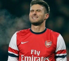 Olivier Giroud insists Arsenal need an extra striker 