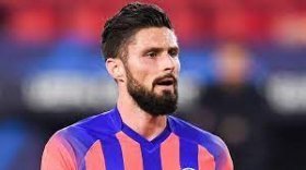 Chelsea striker Olivier Giroud wanted by London duo