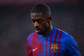 Manchester United offered wantaway Barcelona star