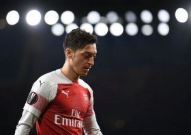 Mesut Ozils representatives open talks with MLS club?