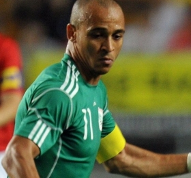 Peter Odemwingie heading to Stoke