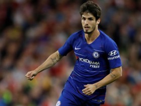 Chelsea confirm departure of Lucas Piazon