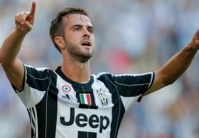 Serie A giants to offer Miralem Pjanic to sign Chelsea star