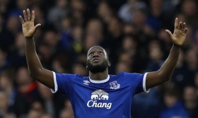 Lukaku turns down Everton contract offer