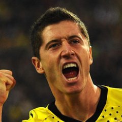 Chelsea make offer for Robert Lewandowski