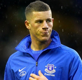 Ross Barkley extends stay at Everton