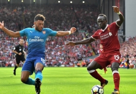 Alex Oxlade-Chamberlain to complete Chelsea move