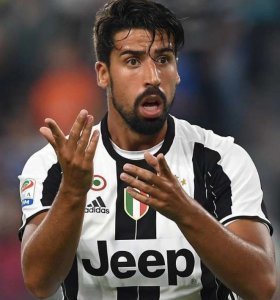 Everton favourites to sign Juventus midfielder